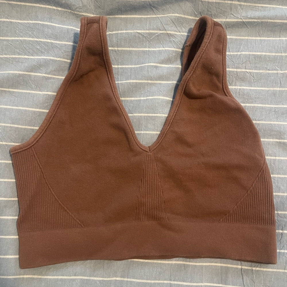 Everlane Rose Sports Bra